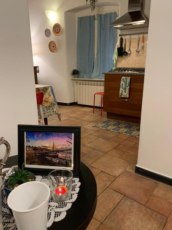 Apartamento Le Parole Del Gatto Génova Exterior foto