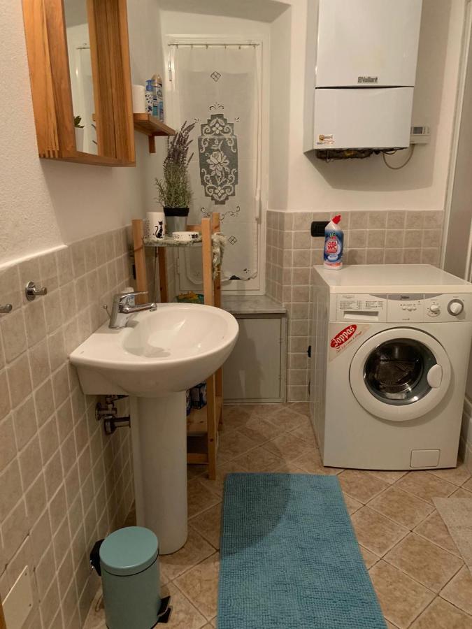 Apartamento Le Parole Del Gatto Génova Exterior foto